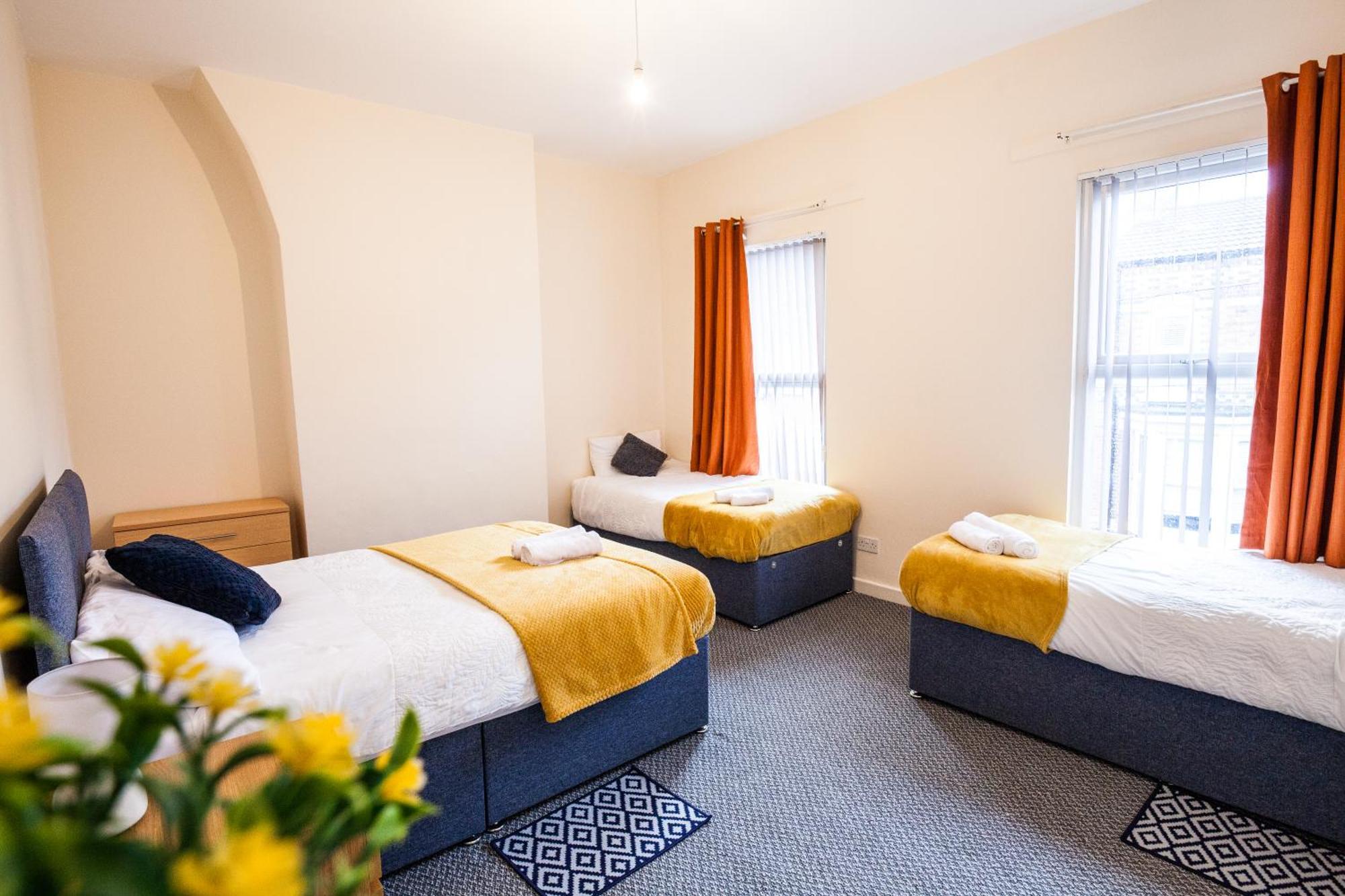 Divine Accommodation Liverpool Exteriör bild