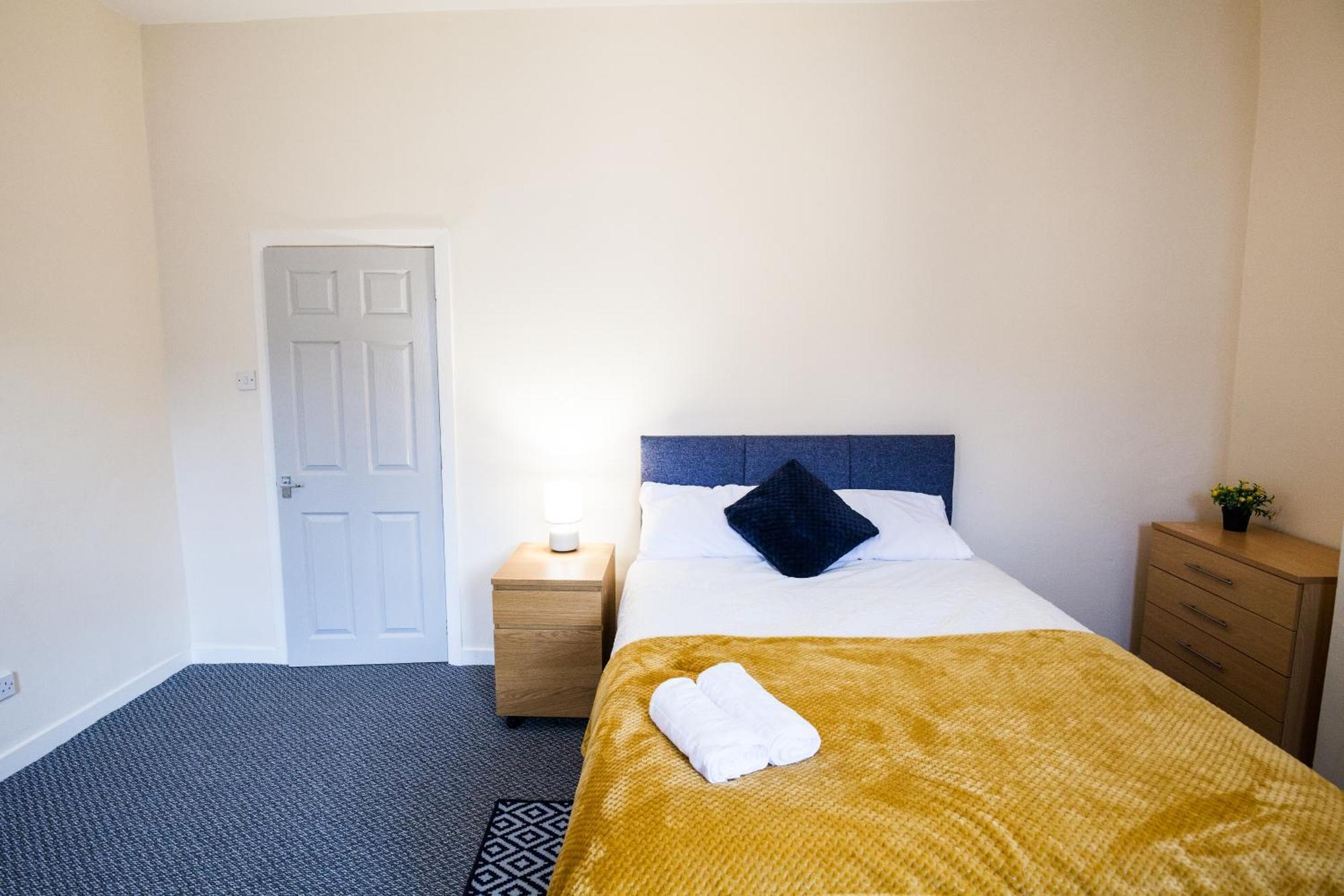 Divine Accommodation Liverpool Exteriör bild