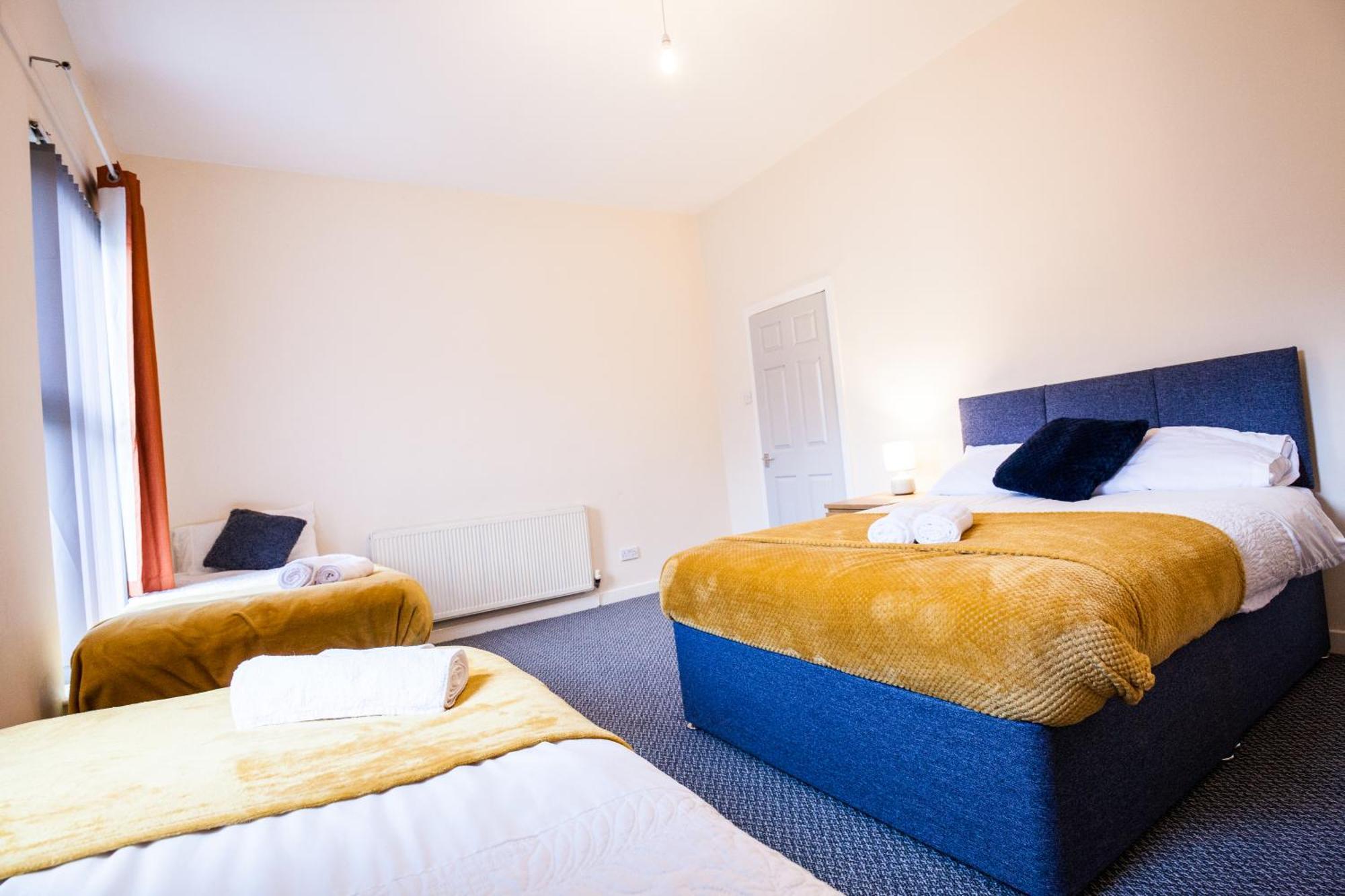 Divine Accommodation Liverpool Exteriör bild
