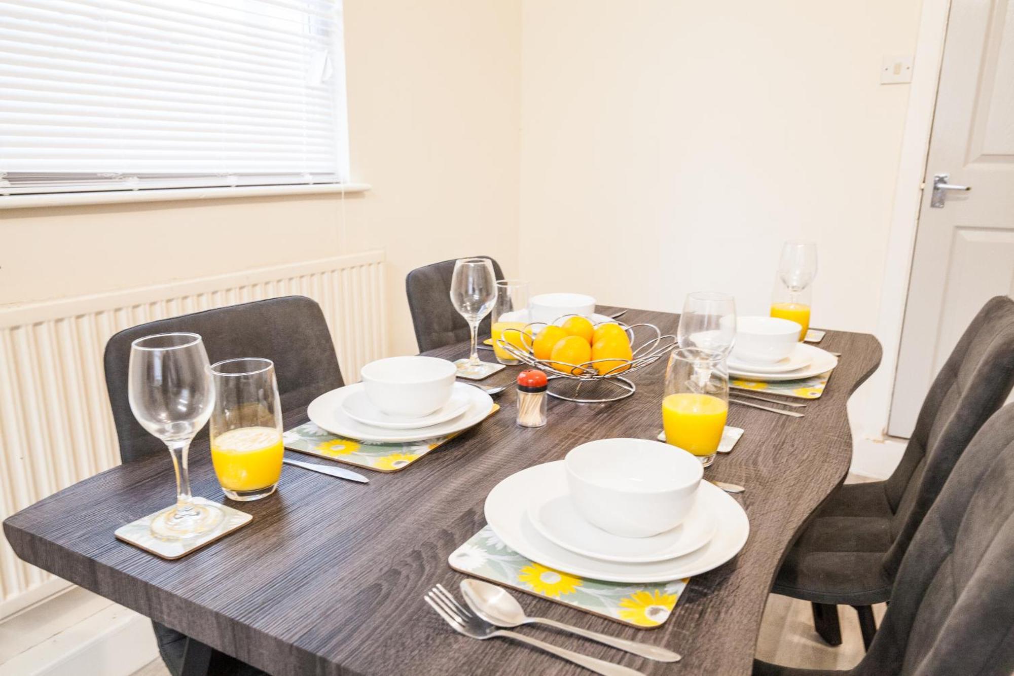 Divine Accommodation Liverpool Exteriör bild